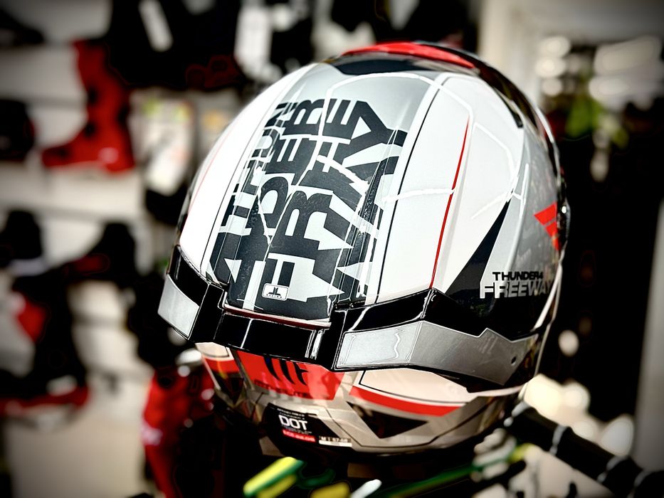 Casca Moto MT THUNDER 4 Freeway Grey/Red