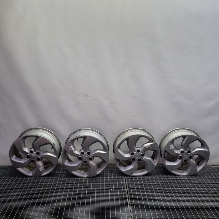 Jante aliaj SsangYong Tivoli 2015 - 2019 (1471) R18 ET 45.6 5X112.3