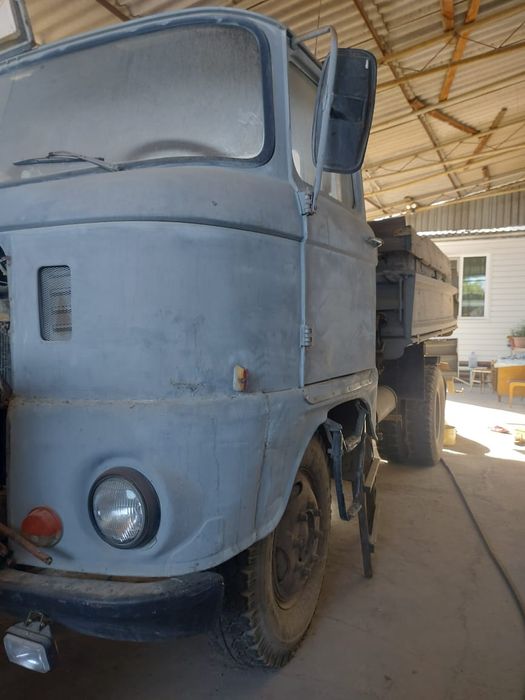 Продаётся самосвал в отличном состоянии