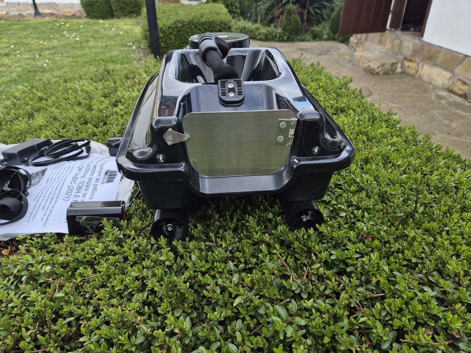 Лодка за захранка