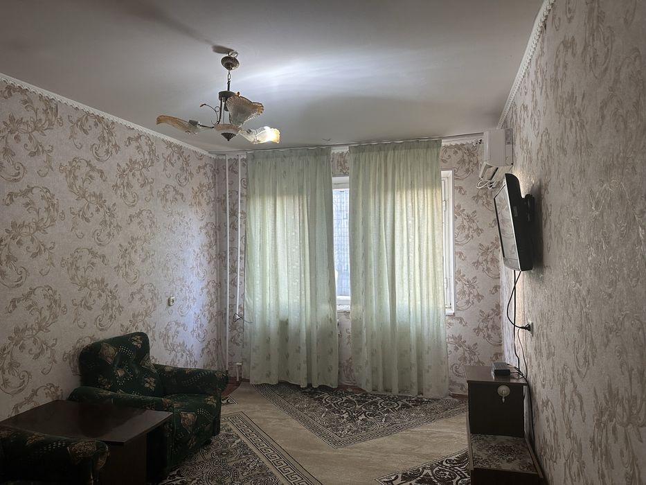 Ижарага уй2 хонали динамо эски бозорча 250 $  Оилага бераман февралдан