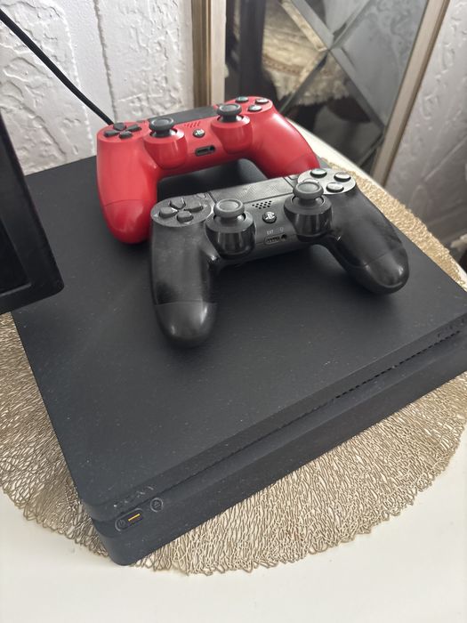 Приставка PS4 на 1 tb