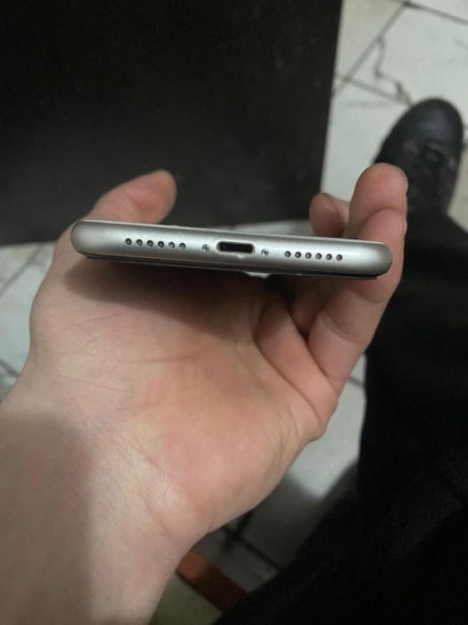 Айфон 11 64гб сатылады