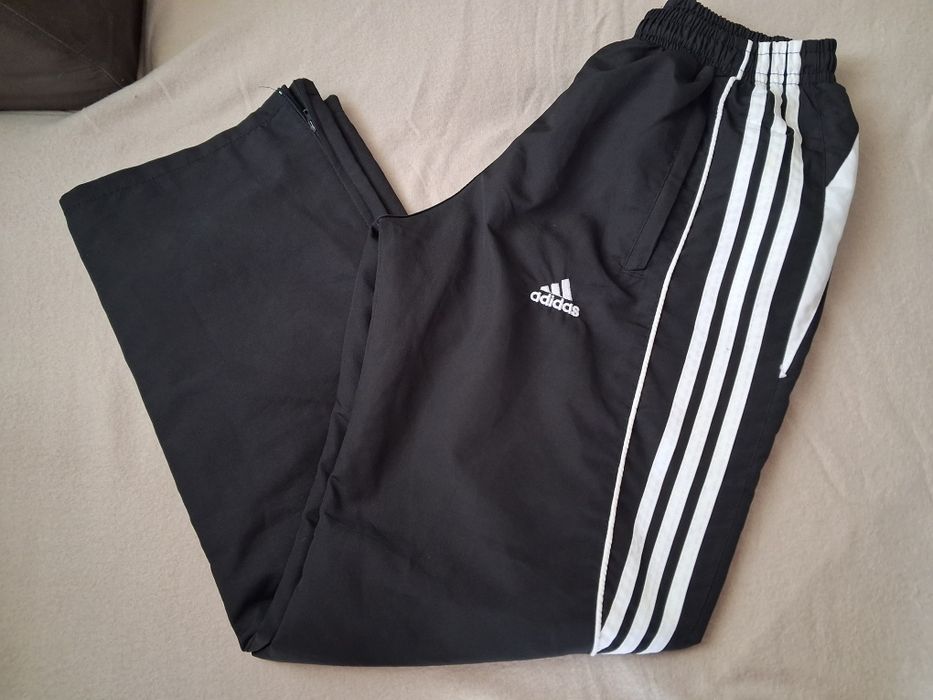 ADIDAS долници S,M,L