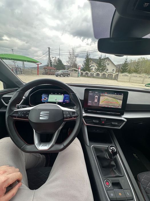 Seat Leon Primult proprietar in tare, înmatriculat fiscal pe loc.