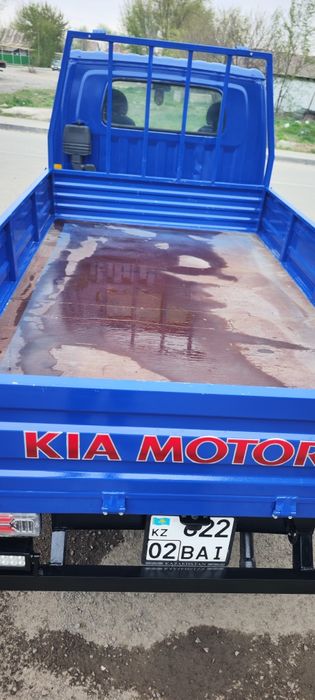 Kia Bongo продам