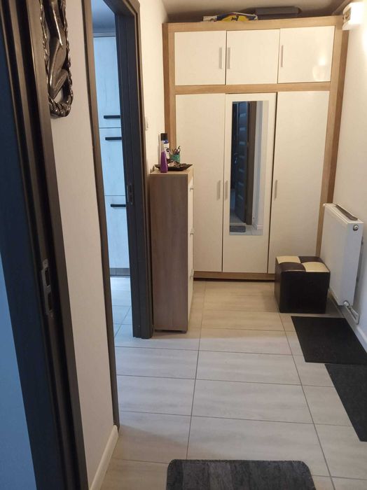 Apartament spre vânzare 74 de m pătrați zona rezidențială langa kaufland direct proprietar. Trimit filmari in privat,nu ma lasa pe site SăPunDecatPoze