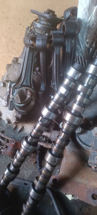 Шатуны, распредвал, ЗиЛ