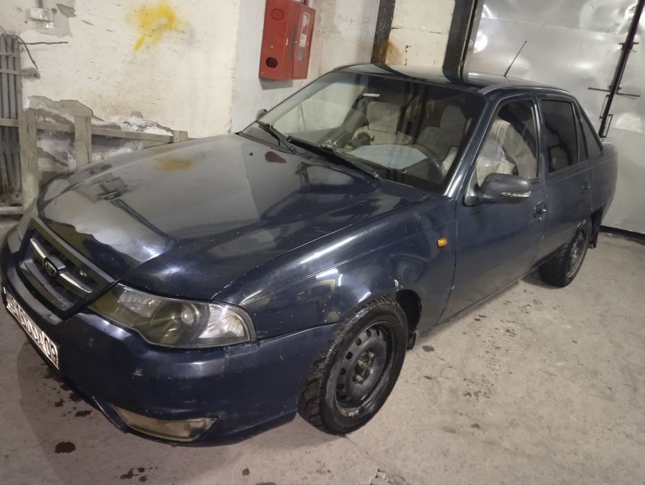 Продаю машину Daewoo nexia