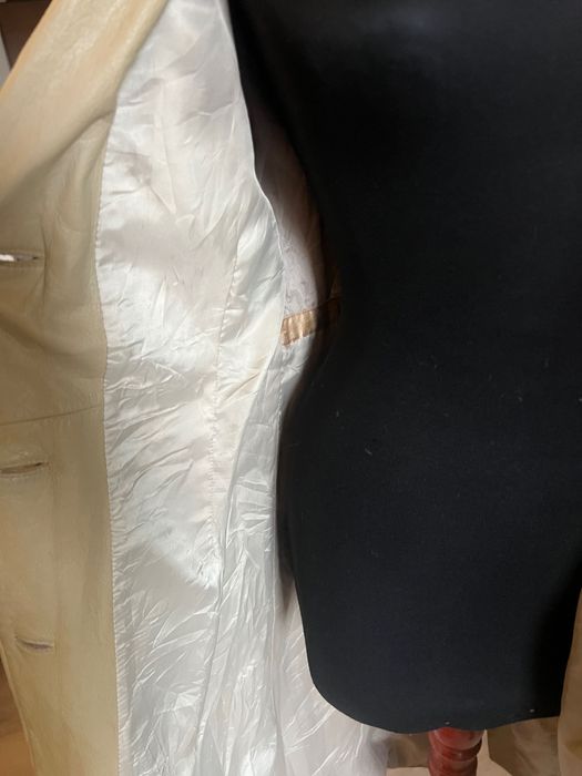Pardesiu/trenchi piele naturala moale , fina nude Xs