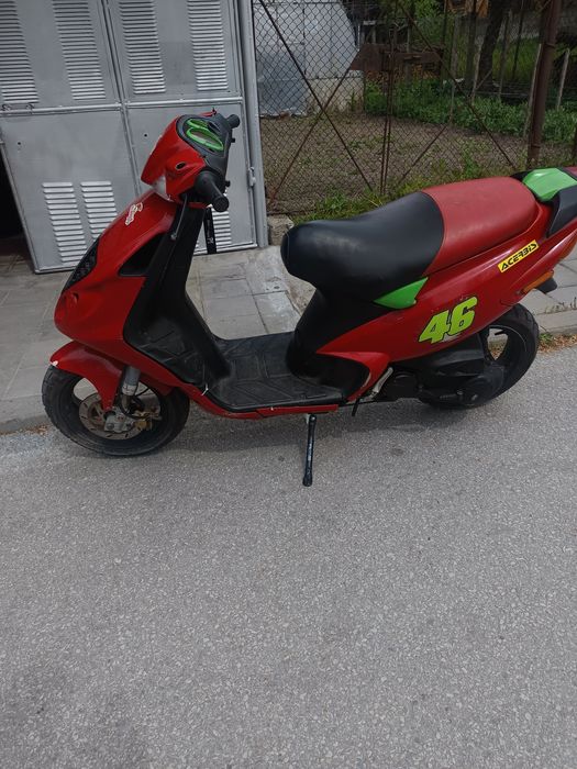 Продавам Piaggio nrg 70