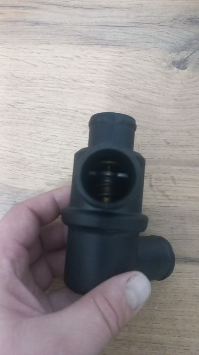 Продам термостат на ваз