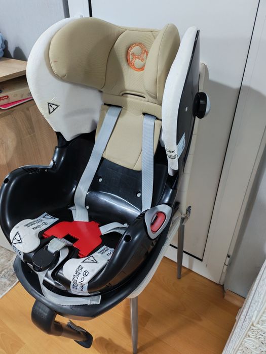 Столче за кола Sirona i-size 9-18кг