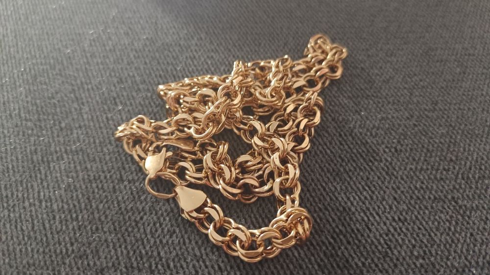 Продаю золотые украшения