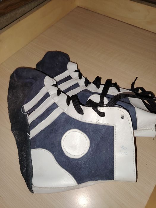 Продаётся спорт товары