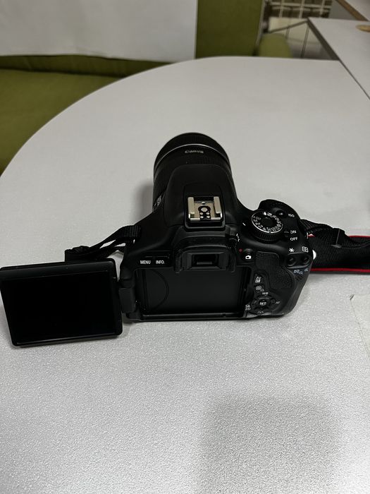 Продам камеру canon 600d