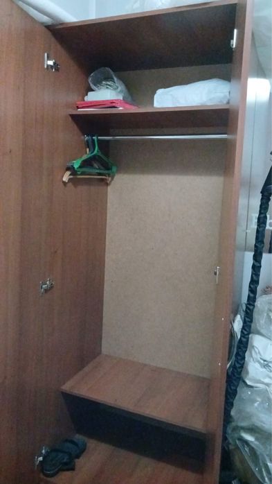 Продам плательный шкаф