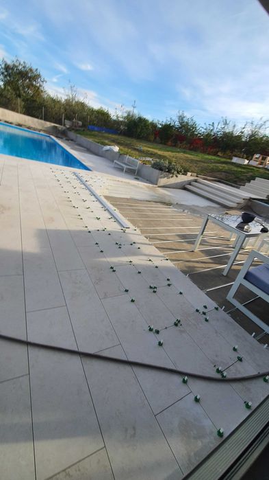 Montam piatra de ori ce tip , gresie , faianță etc