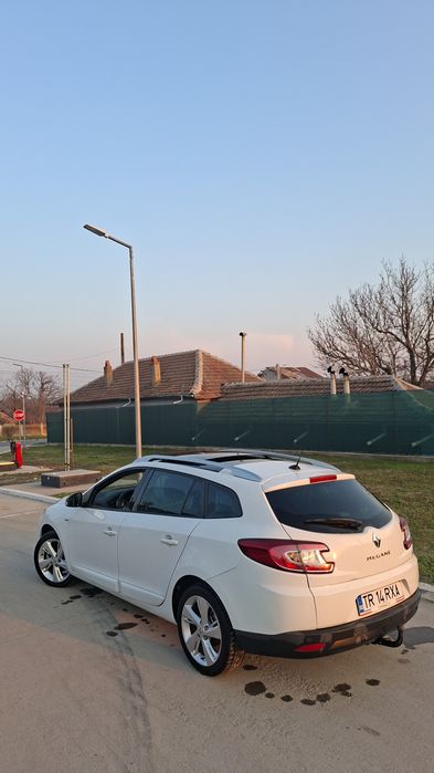 Vând renault megane 3