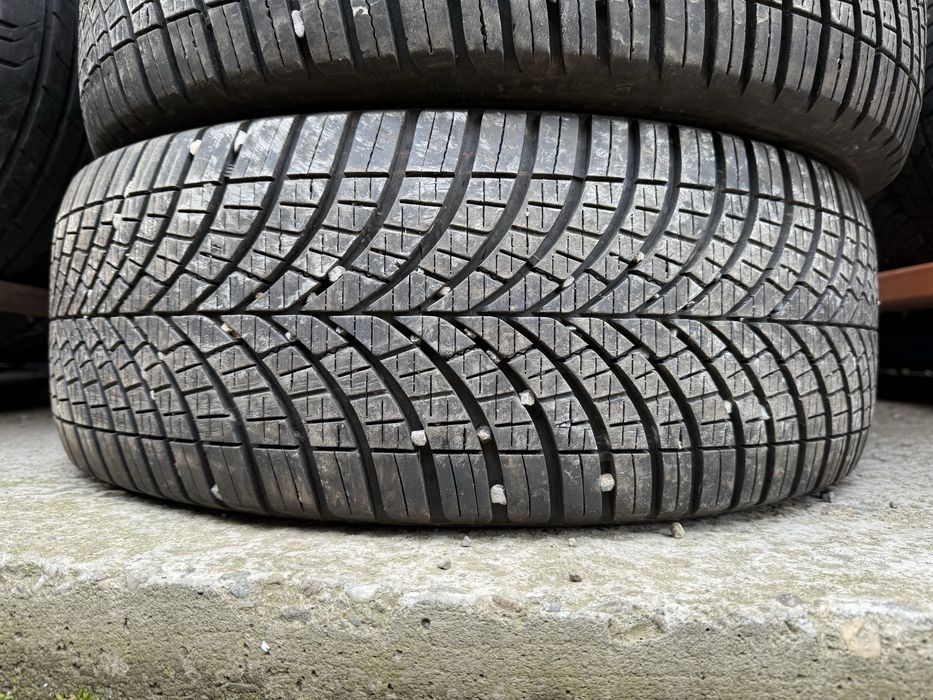 Anvelope 225/55/17C Goodyear