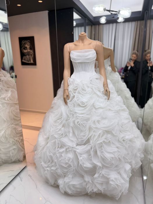 Rochie de mireasa Aryanna karen