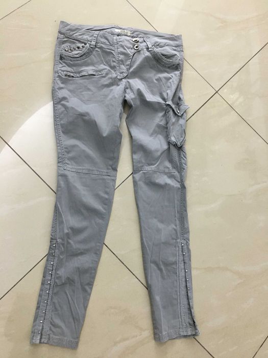 Pantaloni "Pull & Bear"+tricou