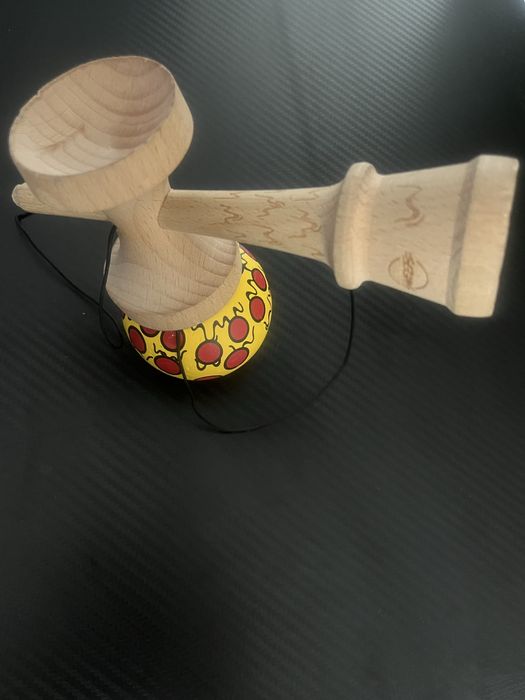 Kendama Broken Sweets Pizza
