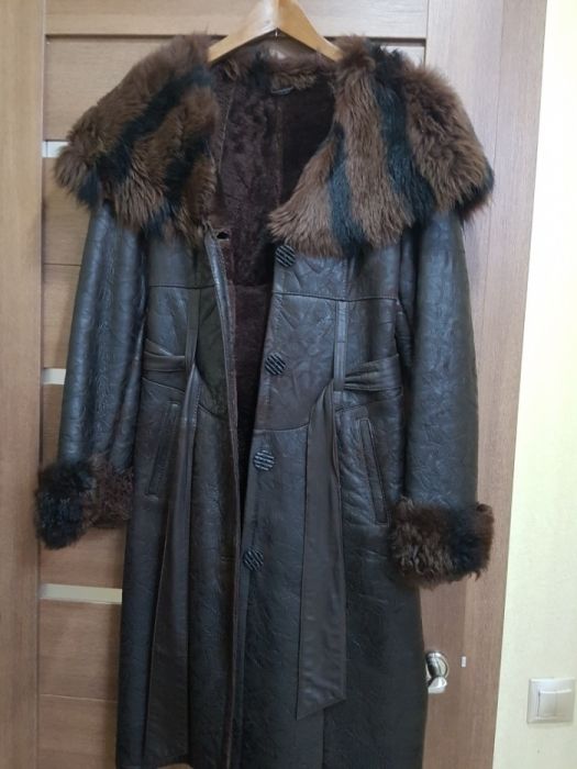 Продам натуральную дубленку