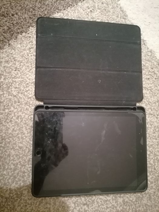 IPAD 6 поколение без минус