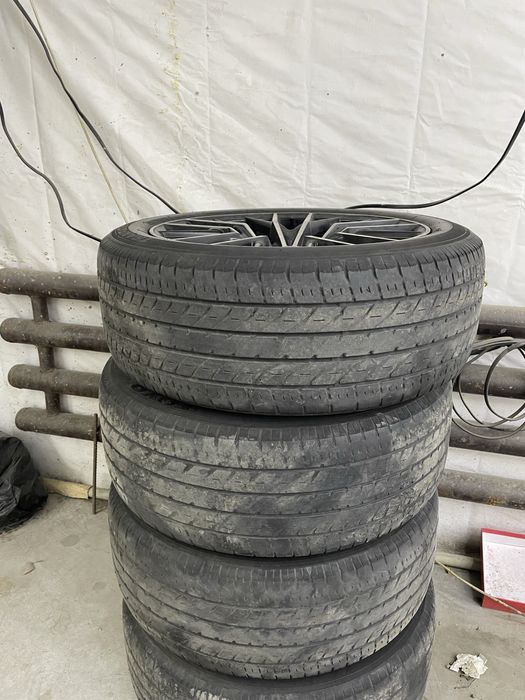 Продам диски R18 от Lexus/Toyota.