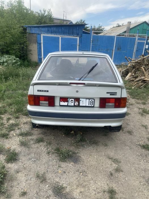 Продам Ваз 2114 год выпуска 2005