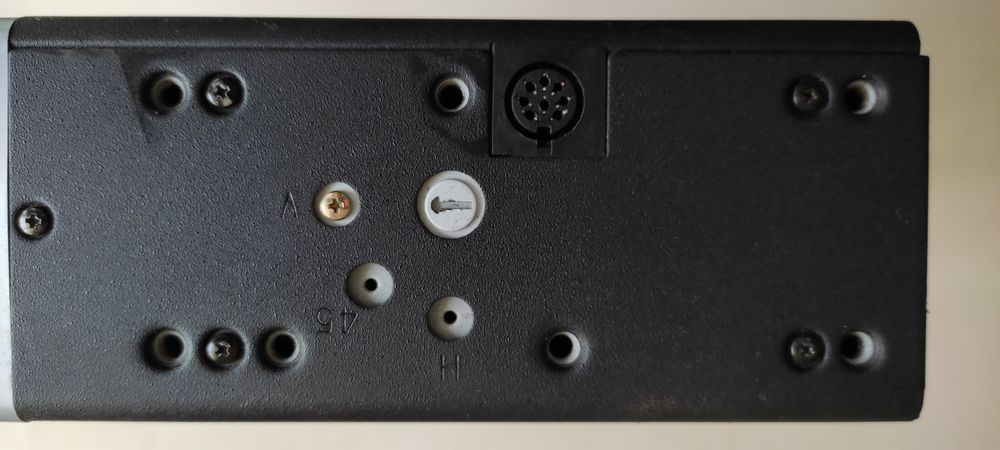 Magazie cu 6 CD audio