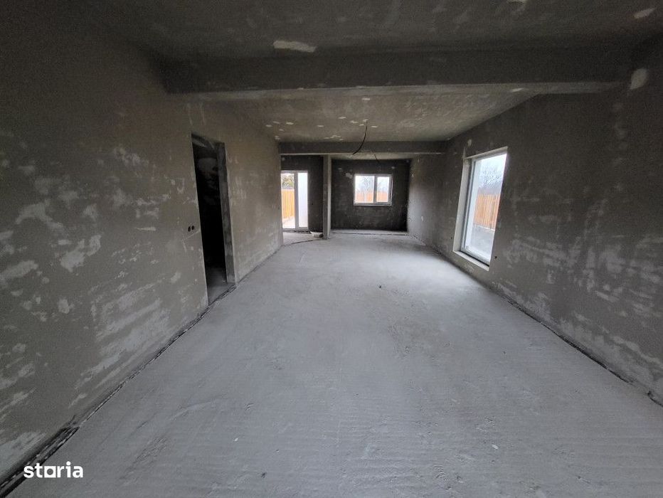 Duplex P+E, 120mp! Teren 400mp! Semifinisat! Loc. Dezmir!