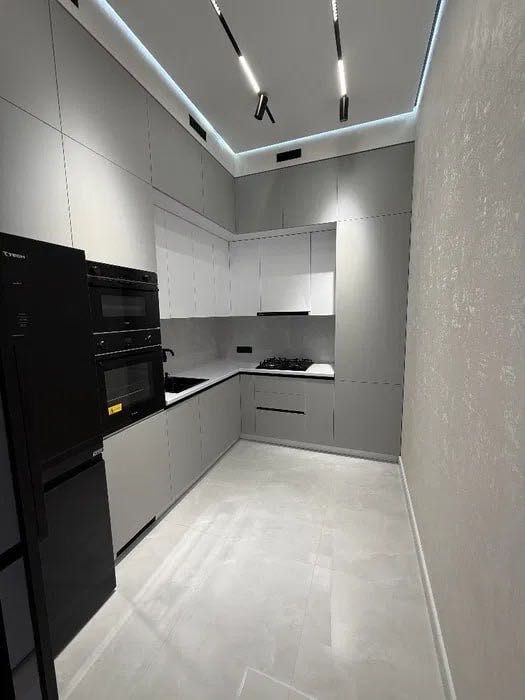 #1917

Мирзо-Улугбекский район
ор-р Паркентский базар, магазин Макро