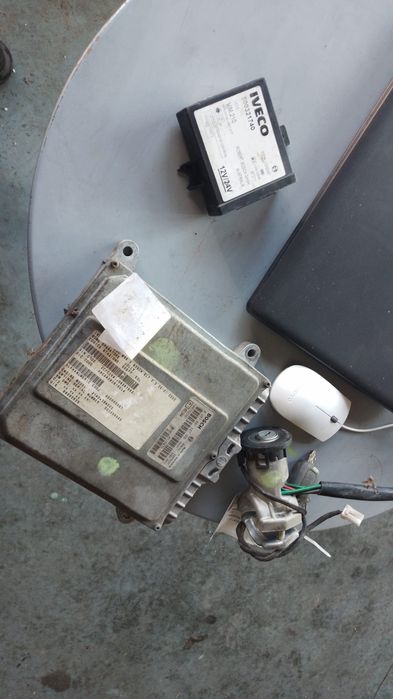 De vânzare, calculator