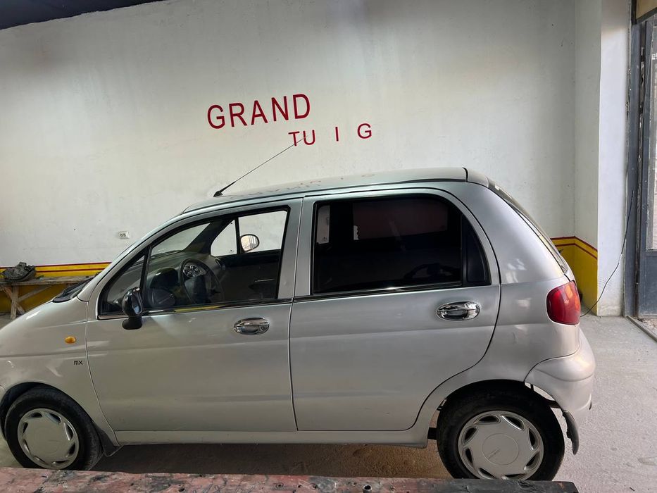 Матиз машинаси сотилади