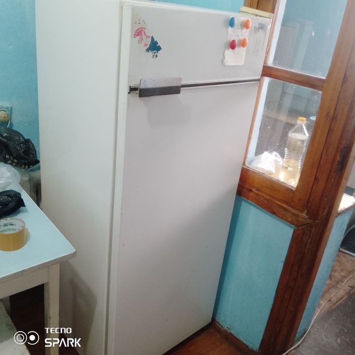 Холодильник сатылады срочна