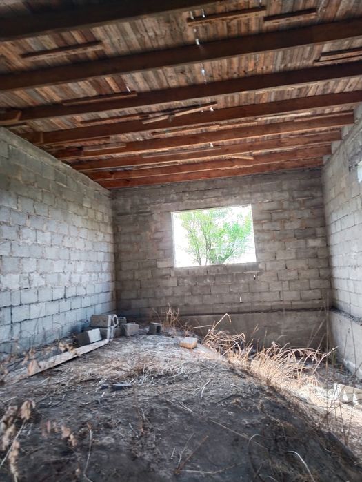 Жеке үй сатылады