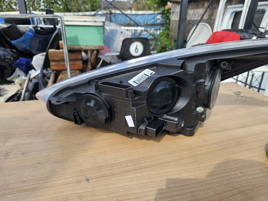 Far stanga Ford Focus MK3 F1EB-13W029-AEB