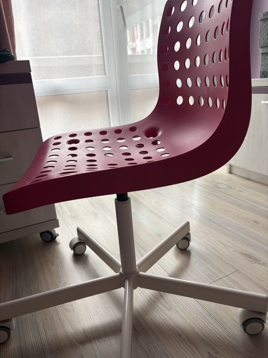 Детски стол за бюро