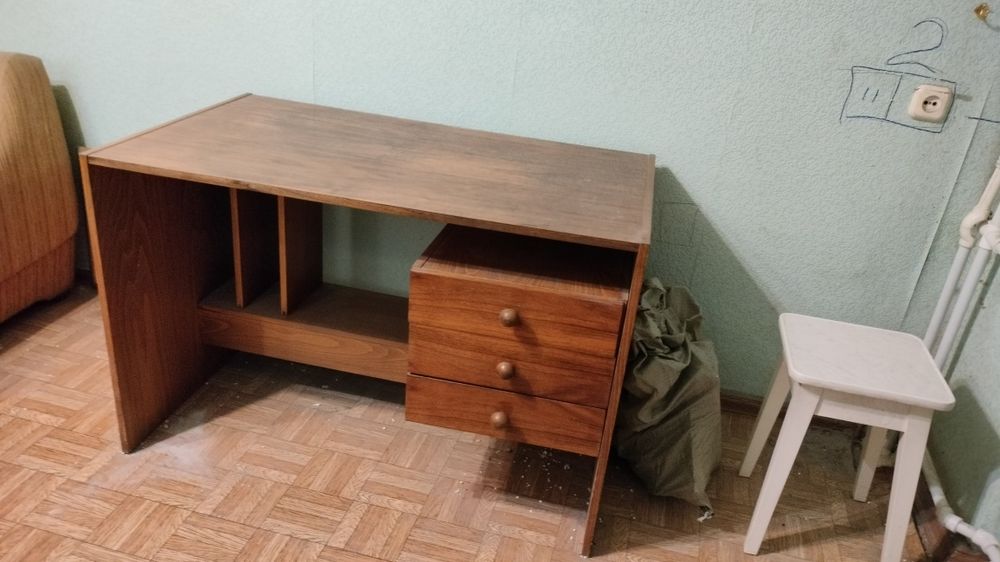 Стол, письменный