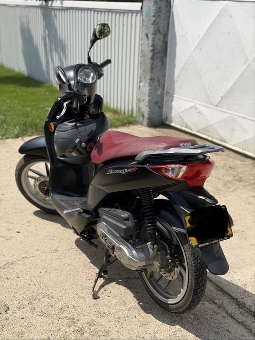 Scuter SYM Symphony 50