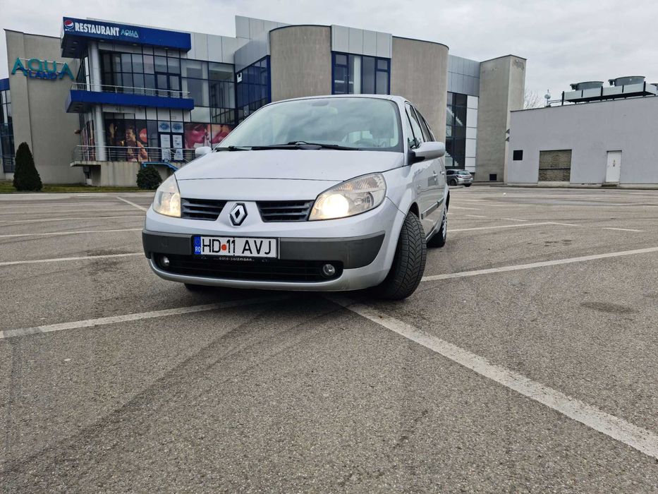 Vand Renault Scenic 2 din 2005