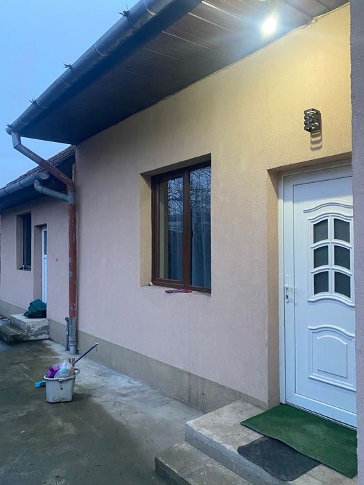 Casa particulara singur in curte -800 EURO
