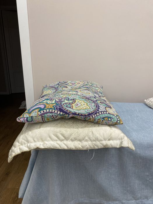 Подушки отдам бесплатно