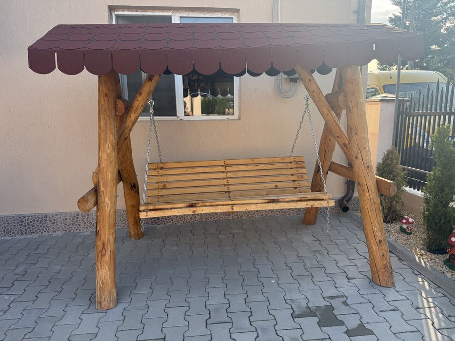 Vând balansoar din lemn