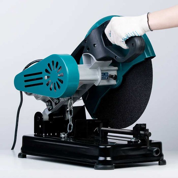 Отрезная машина по металлу ALTECO CM 2000\355 BD