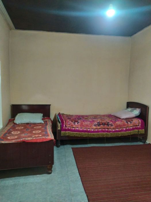 Шофиркон т Бобур махалласидан срочни 25 сотихли тайёр участка сотилади