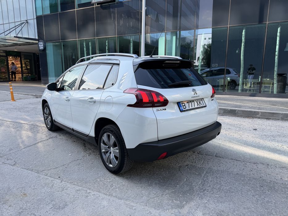 Peugeot 2008 - 1.2 Puretech automat