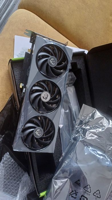 rtx 4070super gaming X slim